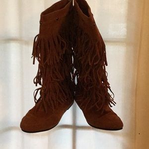 Brown boots